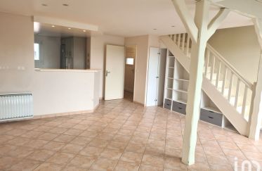 Apartment 4 rooms of 78 m² in Savigny-le-Temple (77176)