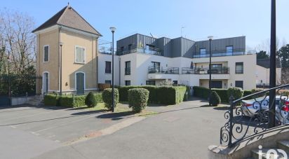 Apartment 3 rooms of 65 m² in Groslay (95410)
