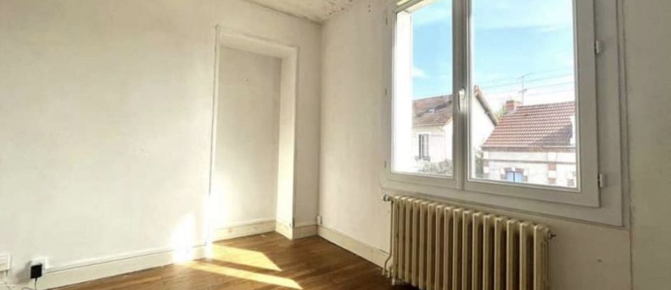 Maison 8 pièces de 134 m² à Montluçon (03100)