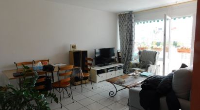 Apartment 4 rooms of 82 m² in Villeurbanne (69100)