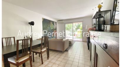Appartement 3 pièces de 70 m² à Toulon (83000)