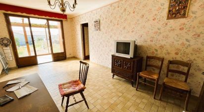 House 5 rooms of 138 m² in Parthenay (79200)