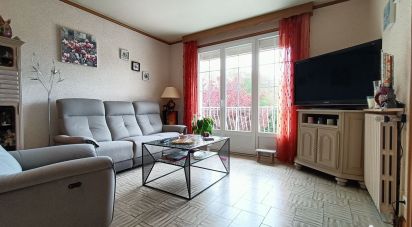 House 5 rooms of 147 m² in Le Mayet-de-Montagne (03250)