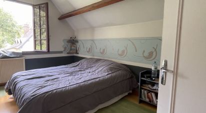 House 5 rooms of 160 m² in Foucherolles (45320)