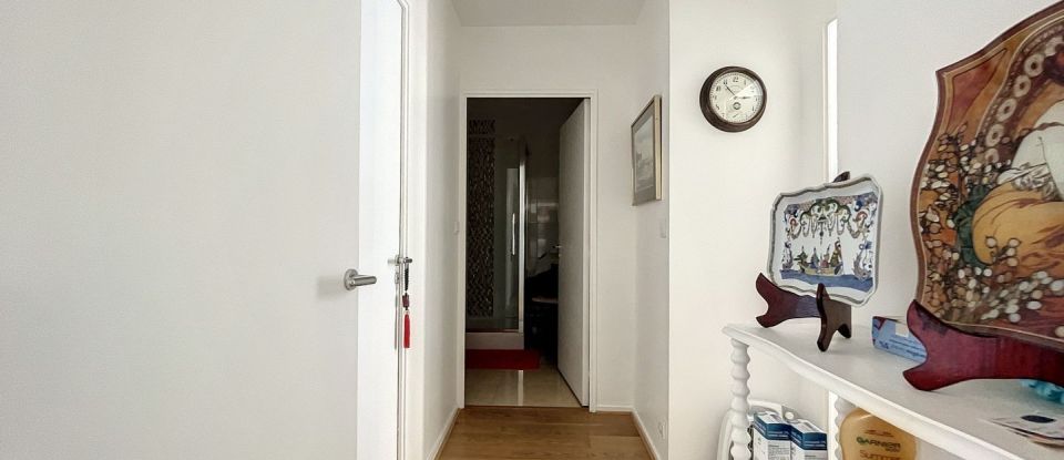 Appartement 2 pièces de 53 m² à Suresnes (92150)
