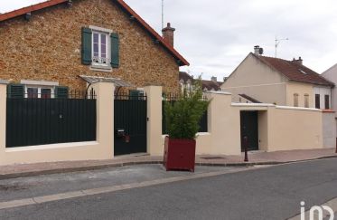 Maison 5 pièces de 140 m² à Lizy-sur-Ourcq (77440)
