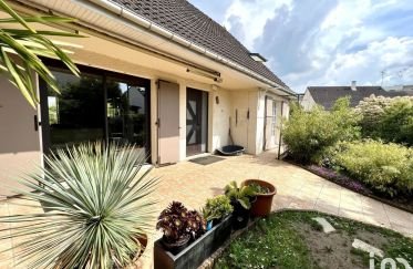 House 7 rooms of 157 m² in Meaux (77100)