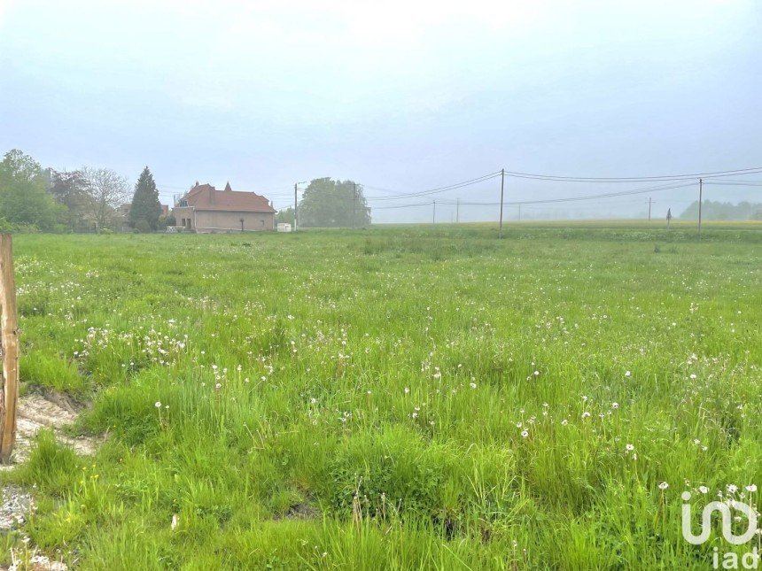 Land of 616 m² in Cysoing (59830)