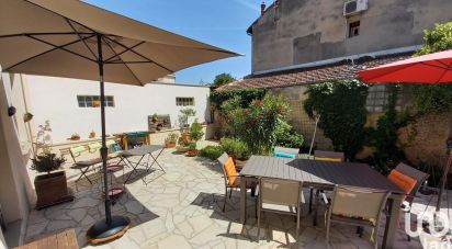 Town house 7 rooms of 128 m² in Avignon (84000)