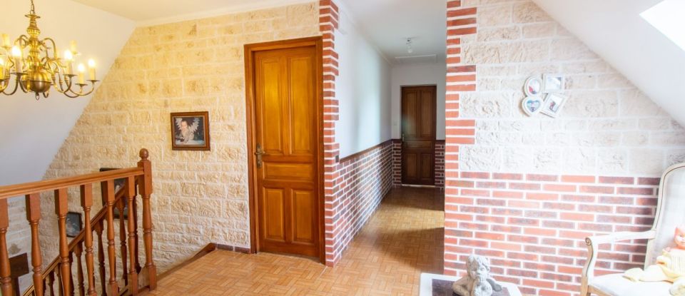 House 5 rooms of 220 m² in Ribécourt-Dreslincourt (60170)
