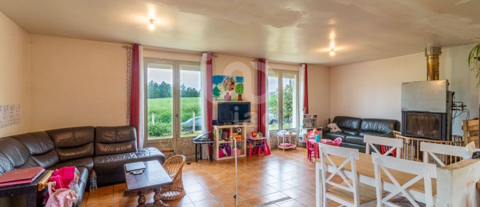 House 5 rooms of 100 m² in Servon-sur-Vilaine (35530)