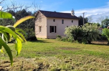 House 3 rooms of 125 m² in Lucbardez-et-Bargues (40090)