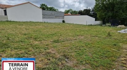 Land of 538 m² in Aizenay (85190)