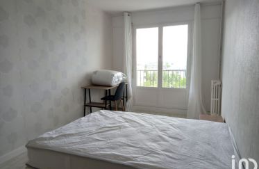 Apartment 1 room of 13 m² in Lorient (56100)