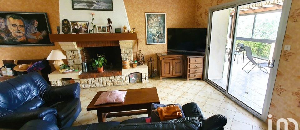 House 4 rooms of 168 m² in Bédarieux (34600)