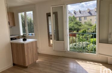 Apartment 2 rooms of 35 m² in Saint-Nazaire (44600)