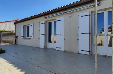 House 4 rooms of 81 m² in Esnandes (17137)