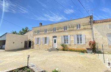Maison 7 pièces de 219 m² à Saint-Genis-de-Saintonge (17240)