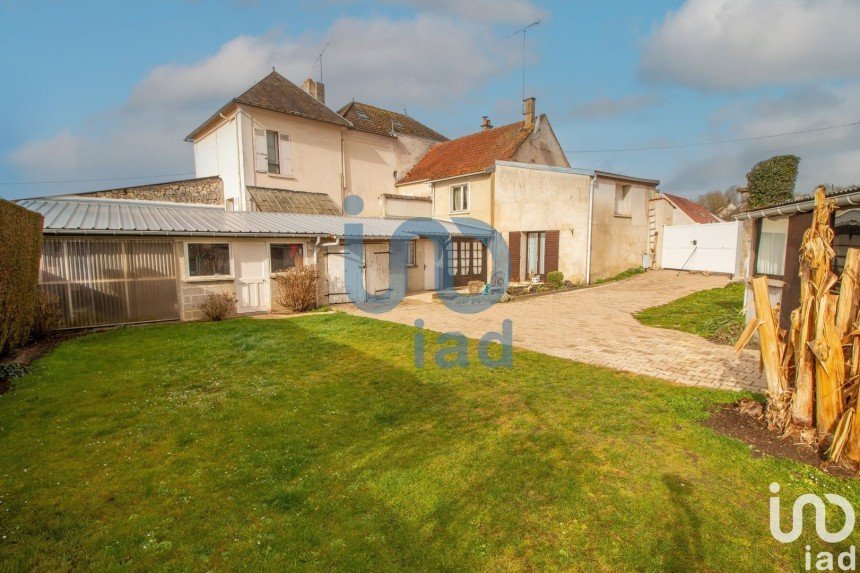 House 6 rooms of 123 m² in Meaux (77100)