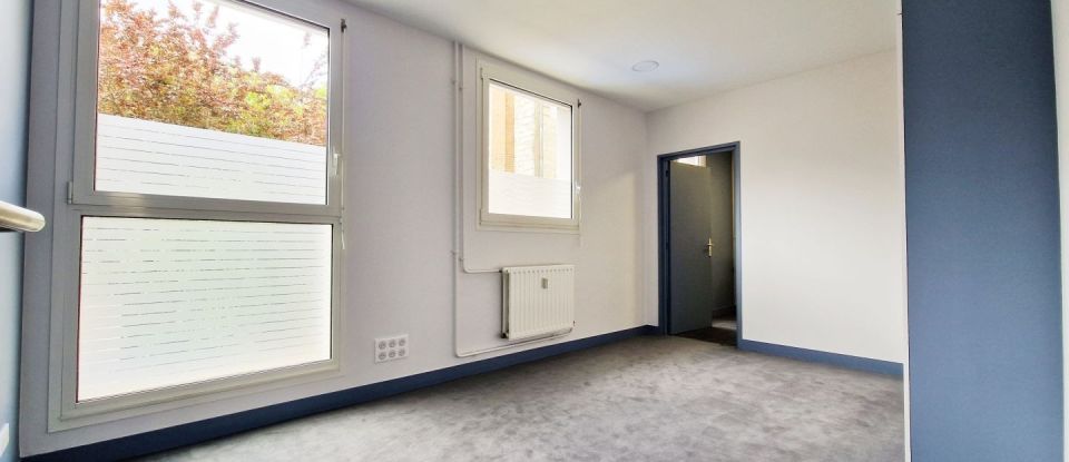 Apartment 6 rooms of 165 m² in Orléans (45000)