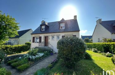House 5 rooms of 106 m² in Dinard (35800)