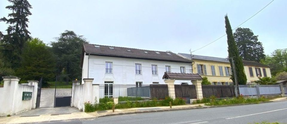 Apartment 2 rooms of 26 m² in Saint-Rémy-lès-Chevreuse (78470)