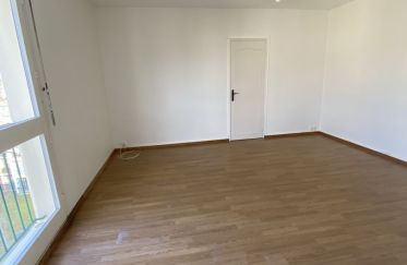 Apartment 4 rooms of 71 m² in Avon (77210)