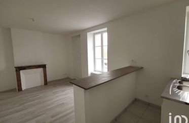 Apartment 2 rooms of 39 m² in Saumur (49400)