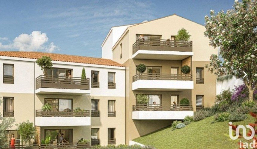 Appartement 4 pièces de 84 m² à Nîmes (30000)