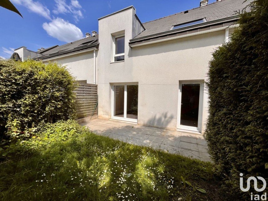 House 4 rooms of 83 m² in Rennes (35000)
