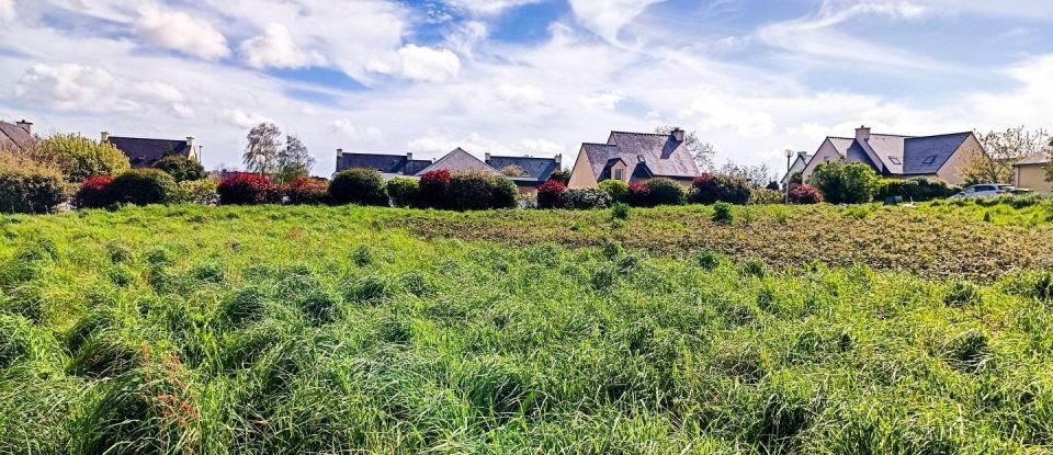 Land of 1,700 m² in Brech (56400)