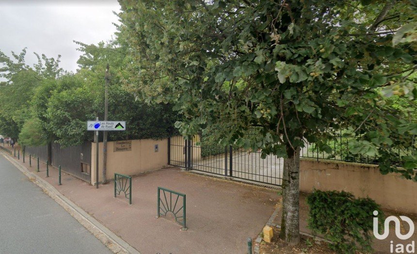 Parking of 15 m² in Rueil-Malmaison (92500)