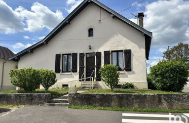 House 3 rooms of 81 m² in Roche-lez-Beaupré (25220)
