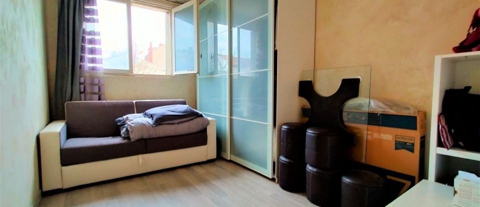 Appartement 3 pièces de 58 m² à Ivry-sur-Seine (94200)
