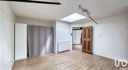 Apartment 4 rooms of 100 m² in La Forêt-Sainte-Croix (91150)