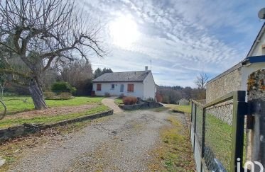 House 6 rooms of 110 m² in Marcillac-la-Croisille (19320)