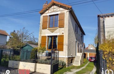 Maison 4 pièces de 102 m² à Romilly-sur-Seine (10100)