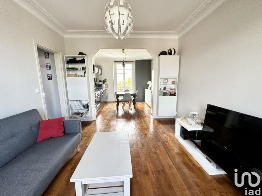 Appartement 3 pièces de 53 m² à Palaiseau (91120)