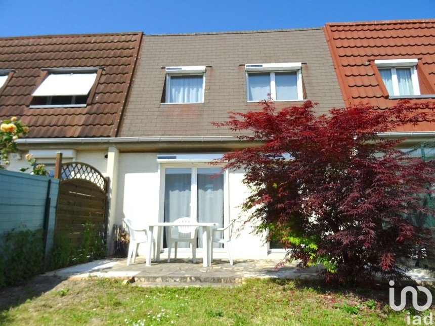 House 5 rooms of 87 m² in Bondoufle (91070)