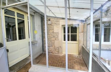 House 2 rooms of 56 m² in Fontenay-le-Comte (85200)