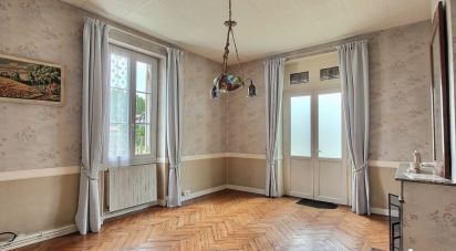 Mansion 6 rooms of 149 m² in Salles (33770)