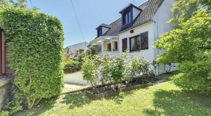 House 8 rooms of 204 m² in Paray-Vieille-Poste (91550)