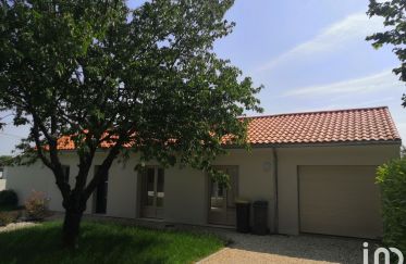 Maison 4 pièces de 99 m² à Échiré (79410)
