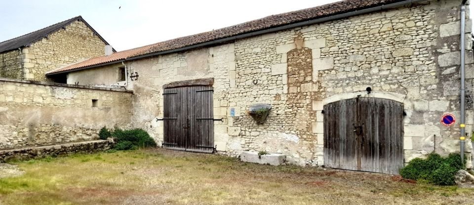 Maison 4 pièces de 160 m² à Le Puy-Notre-Dame (49260)