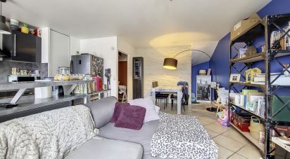 Apartment 3 rooms of 53 m² in Pontault-Combault (77340)