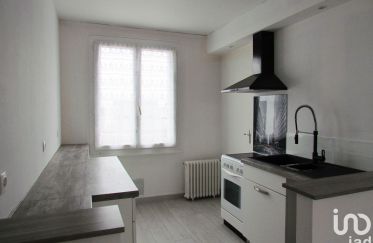 Apartment 3 rooms of 61 m² in Beaugency (45190)