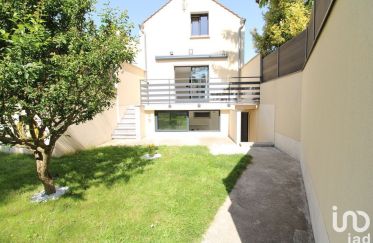 House 4 rooms of 120 m² in Mitry-Mory (77290)
