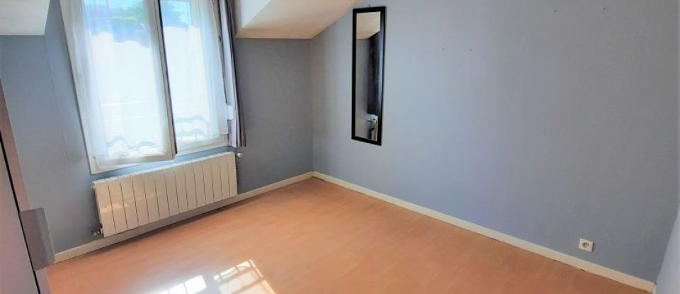 House 4 rooms of 90 m² in Colombes (92700)