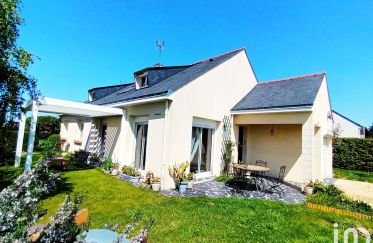 House 7 rooms of 135 m² in Saumur (49400)