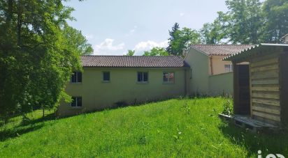 House 4 rooms of 130 m² in Bergerac (24100)